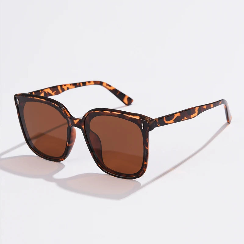 Protective Glasses Fashion Square Sunglasses Women Men Trendy Simple Style Sun Glasses UV Protection Streetwear Eyewear